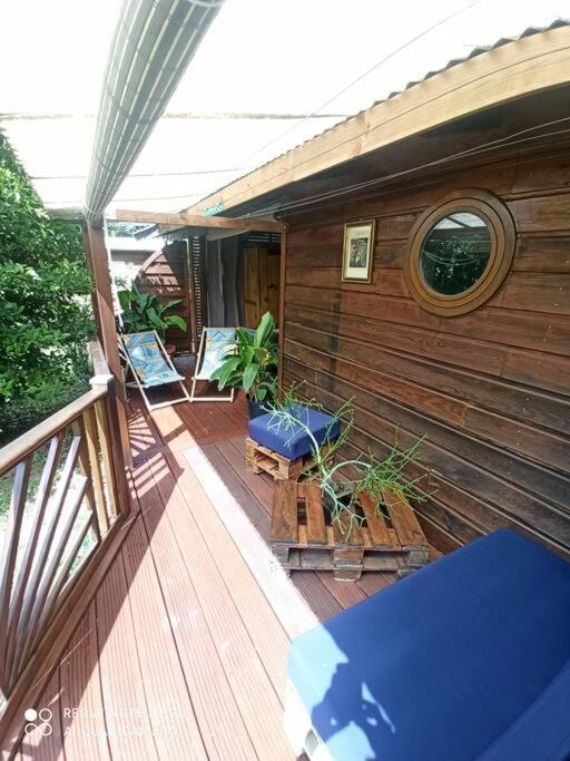 Ti-Case Appartement Jacuzzi A 100M De La Plage Сент-Люс Экстерьер фото